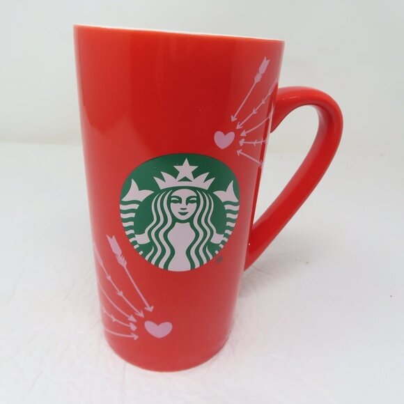2020 Red White Starbucks 16 fl oz Mug Arrows and Heart - Picture 1 of 4